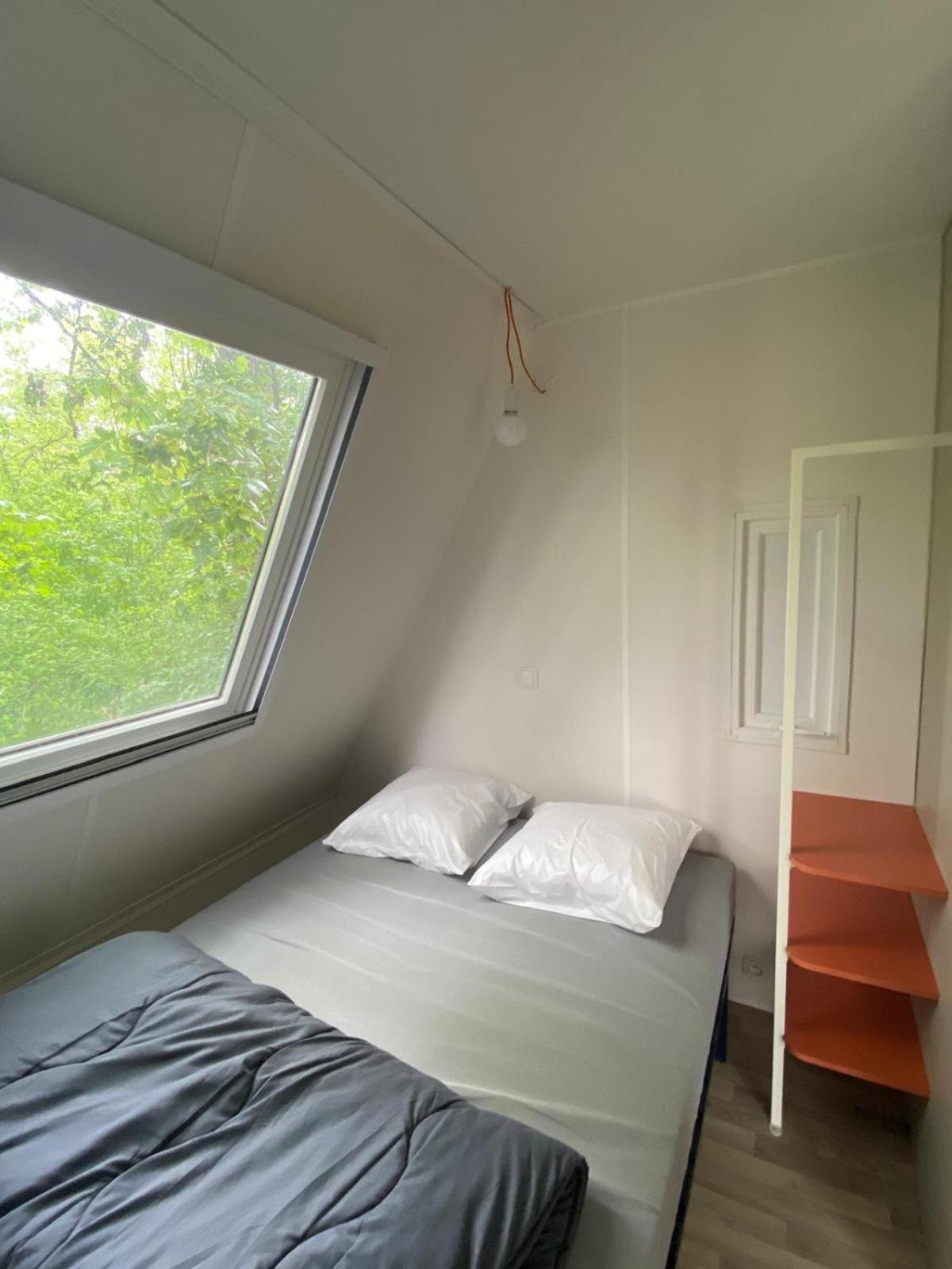 Camping De Thoissey *** Ruang foto
