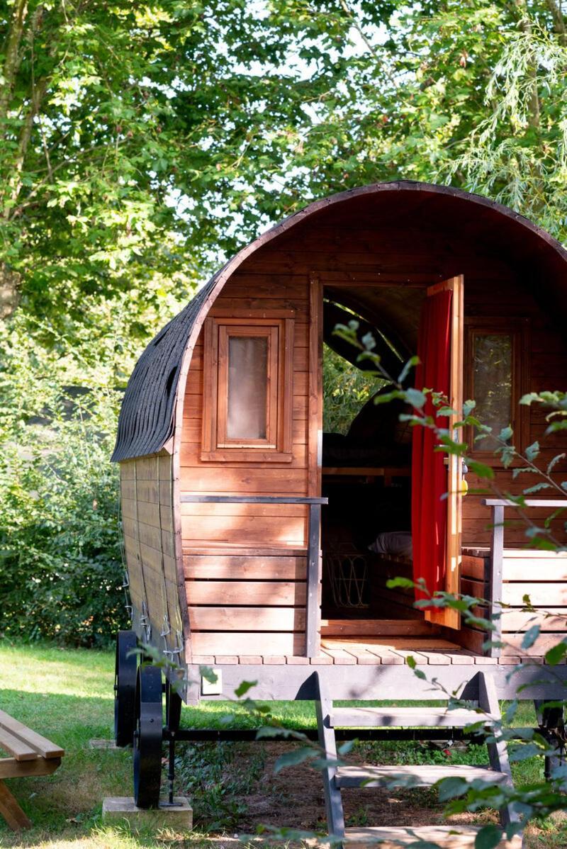 Camping De Thoissey *** Bagian luar foto